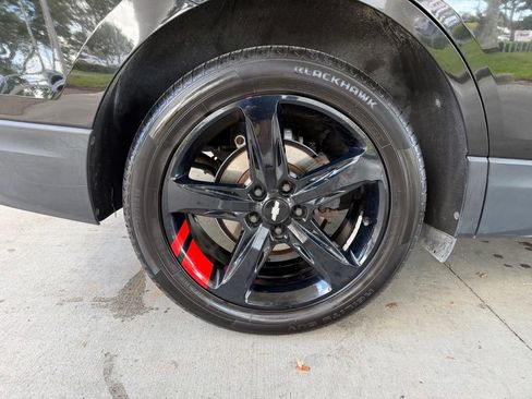 Used 2020 Chevrolet Equinox Premier w/ Premier Redline Edition FWD image 19