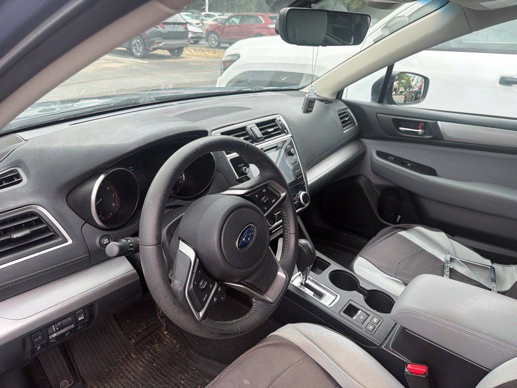 Used 2018 Subaru Outback 2.5i Premium AWD/4WD image 8