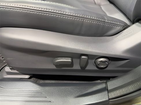 Certified 2025 Subaru Outback Limited XT w/ Tech Package 3 image 13