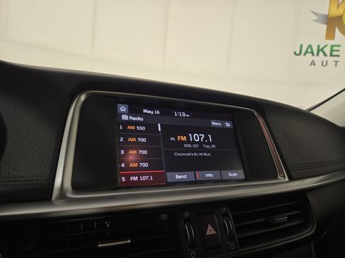 Used 2019 Kia Optima LX FWD image 19