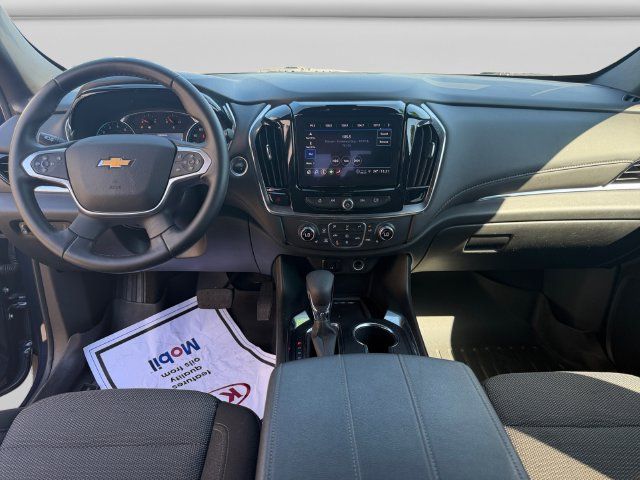Used 2023 Chevrolet Traverse LT AWD/4WD image 17