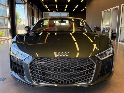 Used 2018 Audi R8 V10 plus AWD/4WD image 13