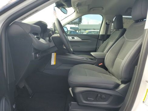 New 2026 Ford Explorer Active image 9