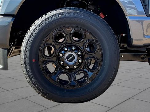 New 2026 Ford F250 Lariat w/ Black Appearance Package AWD/4WD image 11