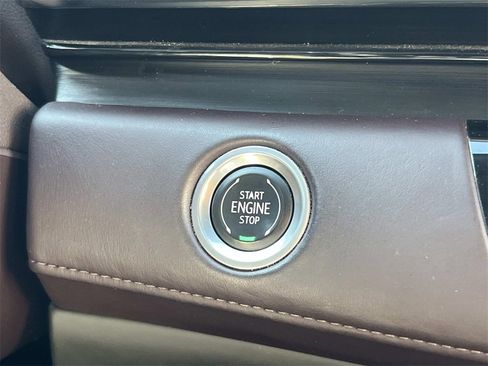 Used 2021 Cadillac Escalade Sport Platinum image 22