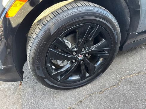 Used 2025 Buick Encore GX Sport Touring image 20