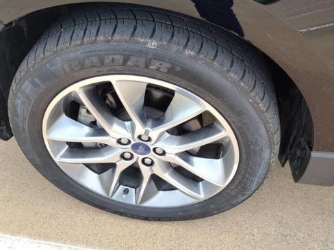 Used 2016 Ford Edge Titanium w/ Equipment Group 302A image 26