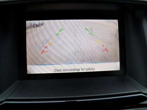 Used 2013 Nissan Pathfinder SV AWD/4WD image 21