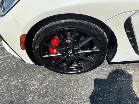 Used 2025 Toyota GR86 w/ Performance Package RWD image 11