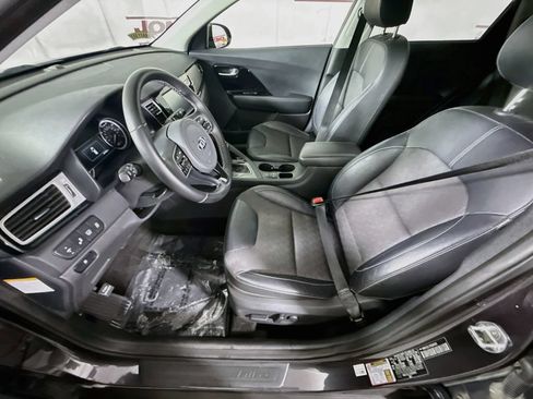Used 2018 Kia Niro EX w/ EX Touring Graphite Edition FWD image 23