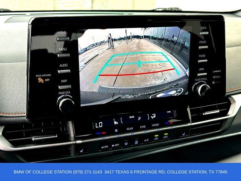 Used 2021 Toyota Sienna XSE FWD image 15
