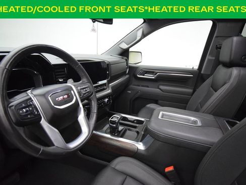 Used 2022 GMC Sierra 1500 SLT AWD/4WD image 11