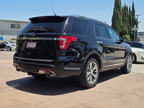 Used 2018 Ford Explorer Limited FWD image 8
