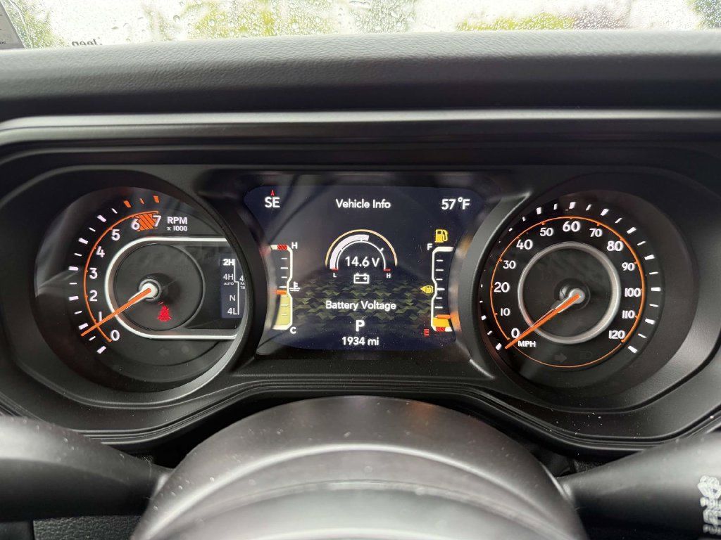 Used 2026 Jeep Wrangler Unlimited Rubicon AWD/4WD image 25