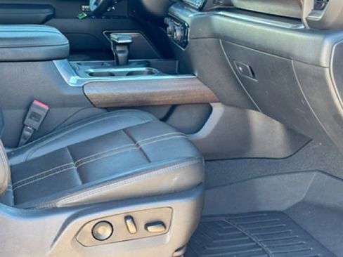 Used 2023 Chevrolet Silverado 1500 High Country image 20