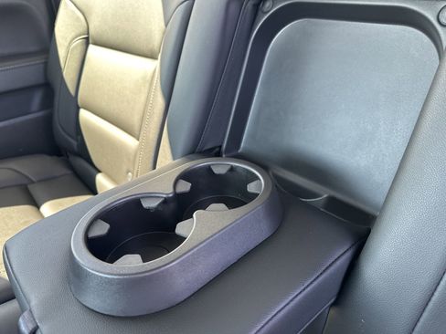 Used 2015 GMC Sierra 1500 SLT w/ SLT Crew Cab Value Package image 24