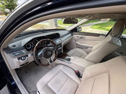 Used 2014 Mercedes-Benz E 350 Sedan image 30