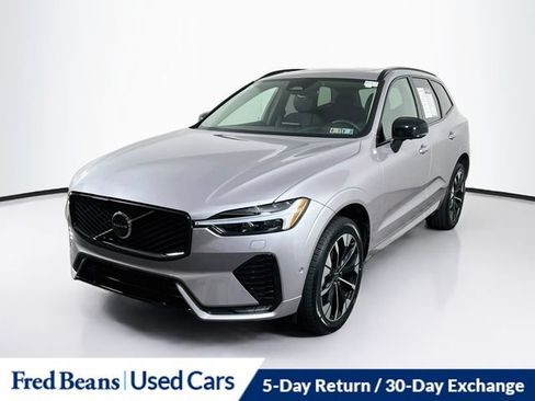 Used 2026 Volvo XC60 B5 Plus w/ Climate Package AWD/4WD image 3