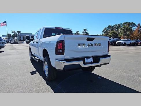 New 2026 RAM 2500 Tradesman AWD/4WD image 29