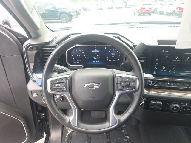 Used 2026 Chevrolet Silverado 1500 RST AWD/4WD image 15
