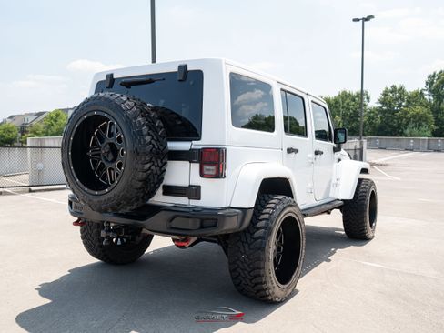 Used 2017 Jeep Wrangler Unlimited Rubicon AWD/4WD image 7