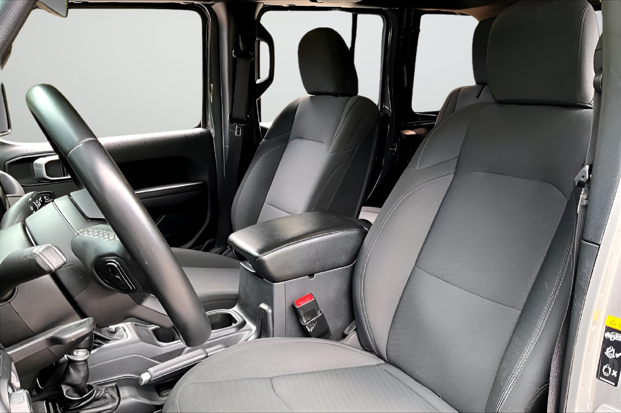 Used 2021 Jeep Wrangler Unlimited Sport AWD/4WD image 17