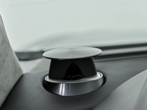 Used 2012 Aston Martin Virage Volante image 29