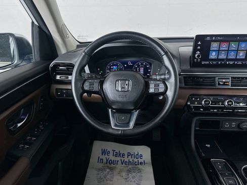 Used 2024 Honda Pilot Elite image 23