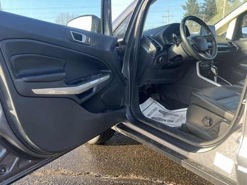 Used 2020 Ford EcoSport Titanium image 16