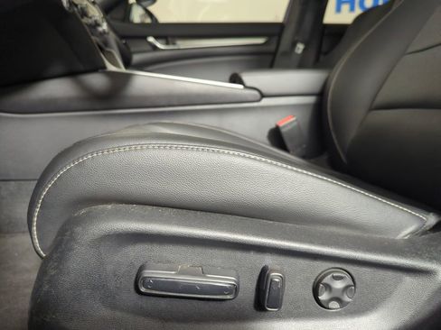 Certified 2022 Honda Accord Sport image 26