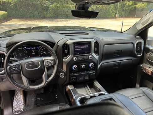 Used 2021 GMC Sierra 2500 Denali w/ Denali Ultimate Package AWD/4WD image 31