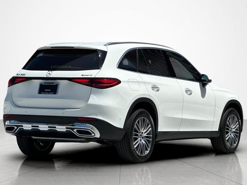 Used 2026 Mercedes-Benz GLC 300 4MATIC image 5
