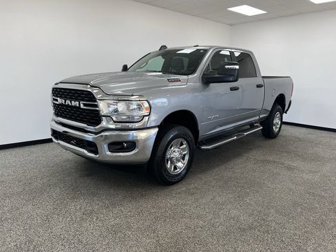 Used 2024 RAM 2500 Big Horn w/ Bed Utility Group image 16