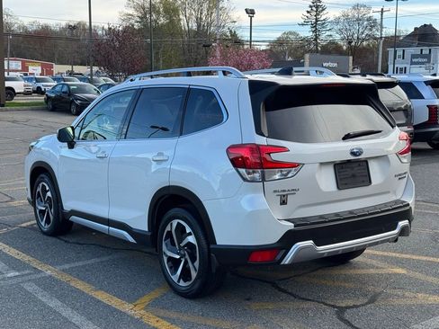 Used 2024 Subaru Forester Touring AWD/4WD image 3