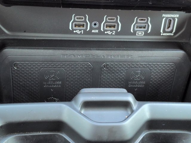Used 2025 RAM 1500 Limited AWD/4WD image 23