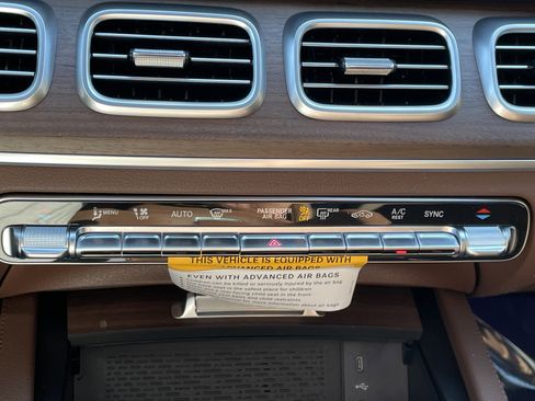 New 2026 Mercedes-Benz GLE 450 GLE 450 4MATIC Coupe image 29