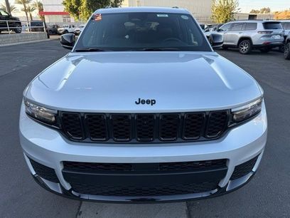 New 2025 Jeep Grand Cherokee L Laredo