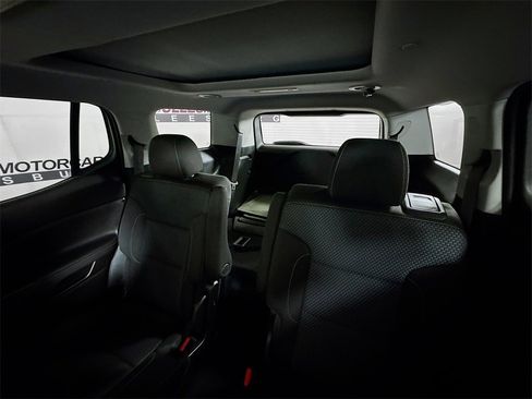 Used 2023 GMC Acadia SLE w/ Driver Convenience Package image 26