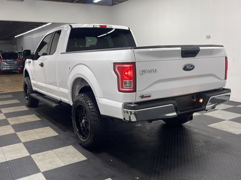 Used 2016 Ford F150 XLT w/ Equipment Group 301A Mid RWD image 15