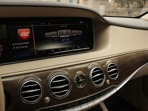 Used 2015 Mercedes-Benz S 550 Sedan image 30