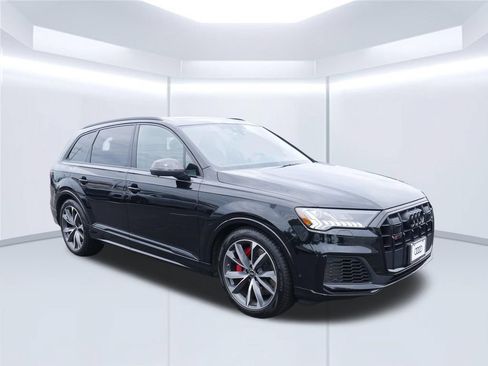Certified 2023 Audi SQ7 Prestige w/ Prestige Package AWD/4WD image 11