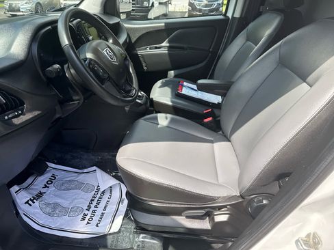 Used 2021 RAM ProMaster City Tradesman SLT image 11