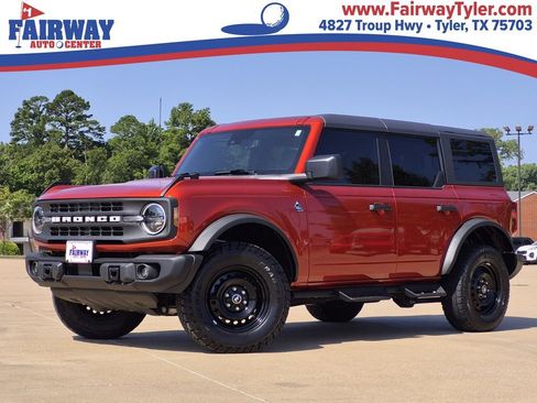Used 2023 Ford Bronco Black Diamond AWD/4WD image 1