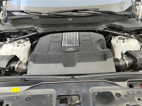 Used 2020 Land Rover Discovery HSE image 20