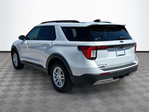 New 2026 Ford Explorer Active w/ Active Comfort Package image 4