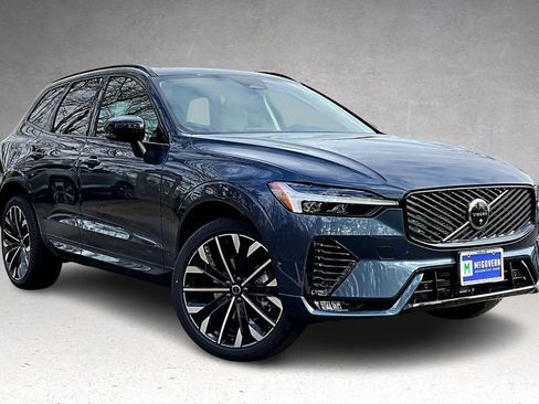 New 2026 Volvo XC60 B5 Ultra w/ Protection Package Premier AWD/4WD image 2