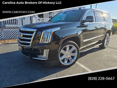 Used 2017 Cadillac Escalade Luxury