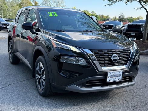 Used 2023 Nissan Rogue SV AWD/4WD image 7