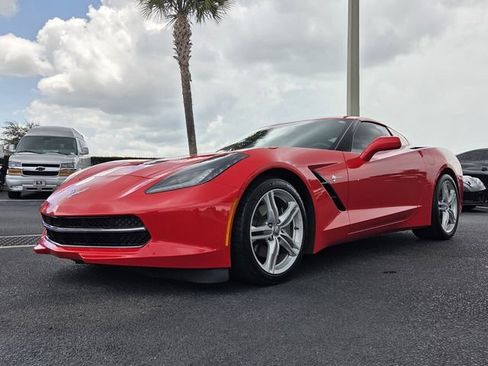 Used 2017 Chevrolet Corvette Stingray Coupe w/ 1LT RWD image 2
