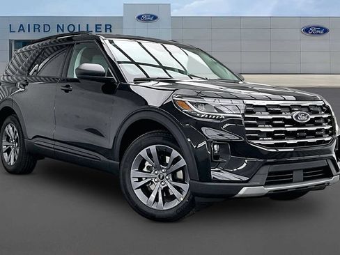 New 2026 Ford Explorer Active w/ Active Comfort Package AWD/4WD image 2